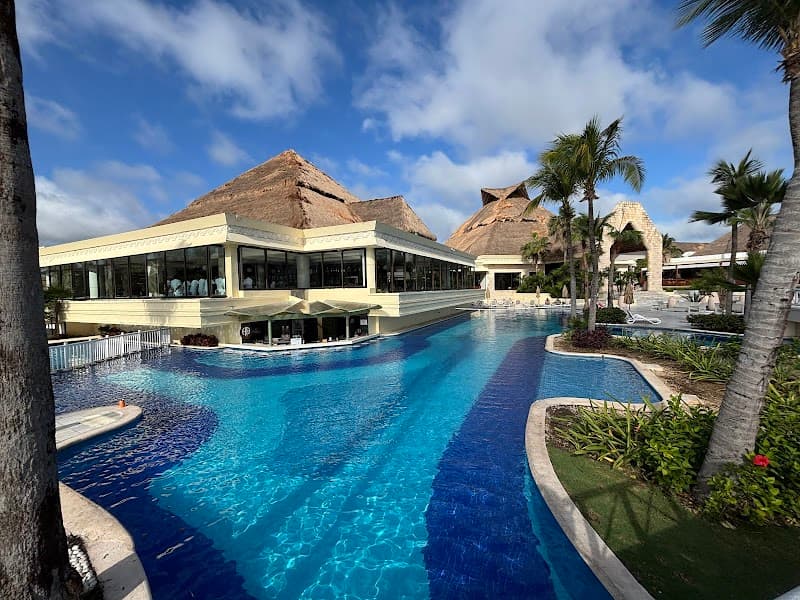 Bahia Principe Luxury Akumal - Fitness Activities & Water Aerobics