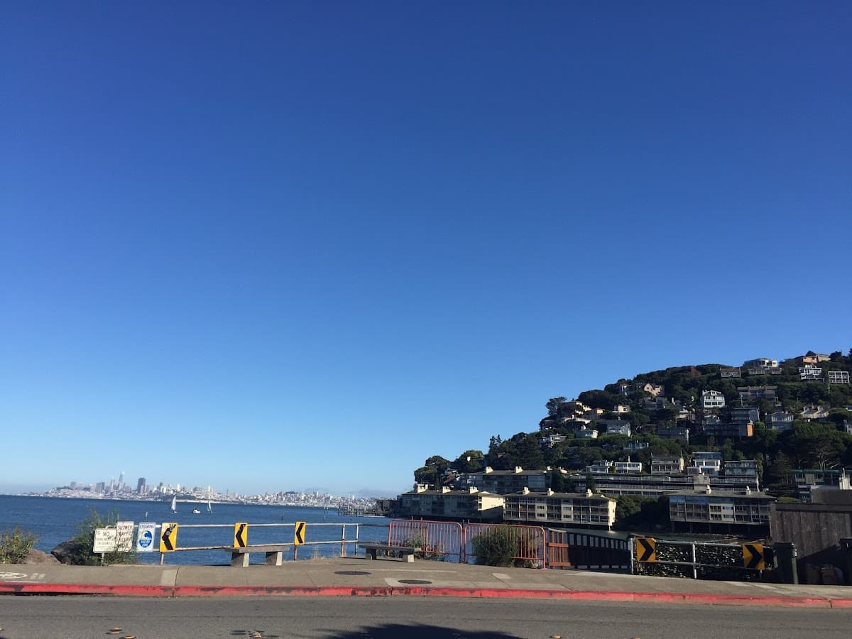 Bridgeway Promenade (Sausalito Waterfront Walk)