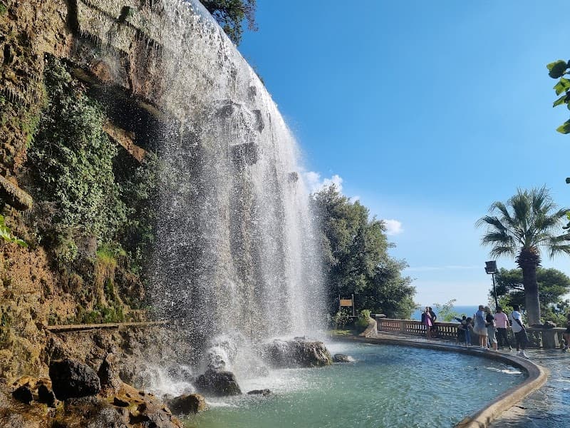 Castle Hill (Colline du Château)