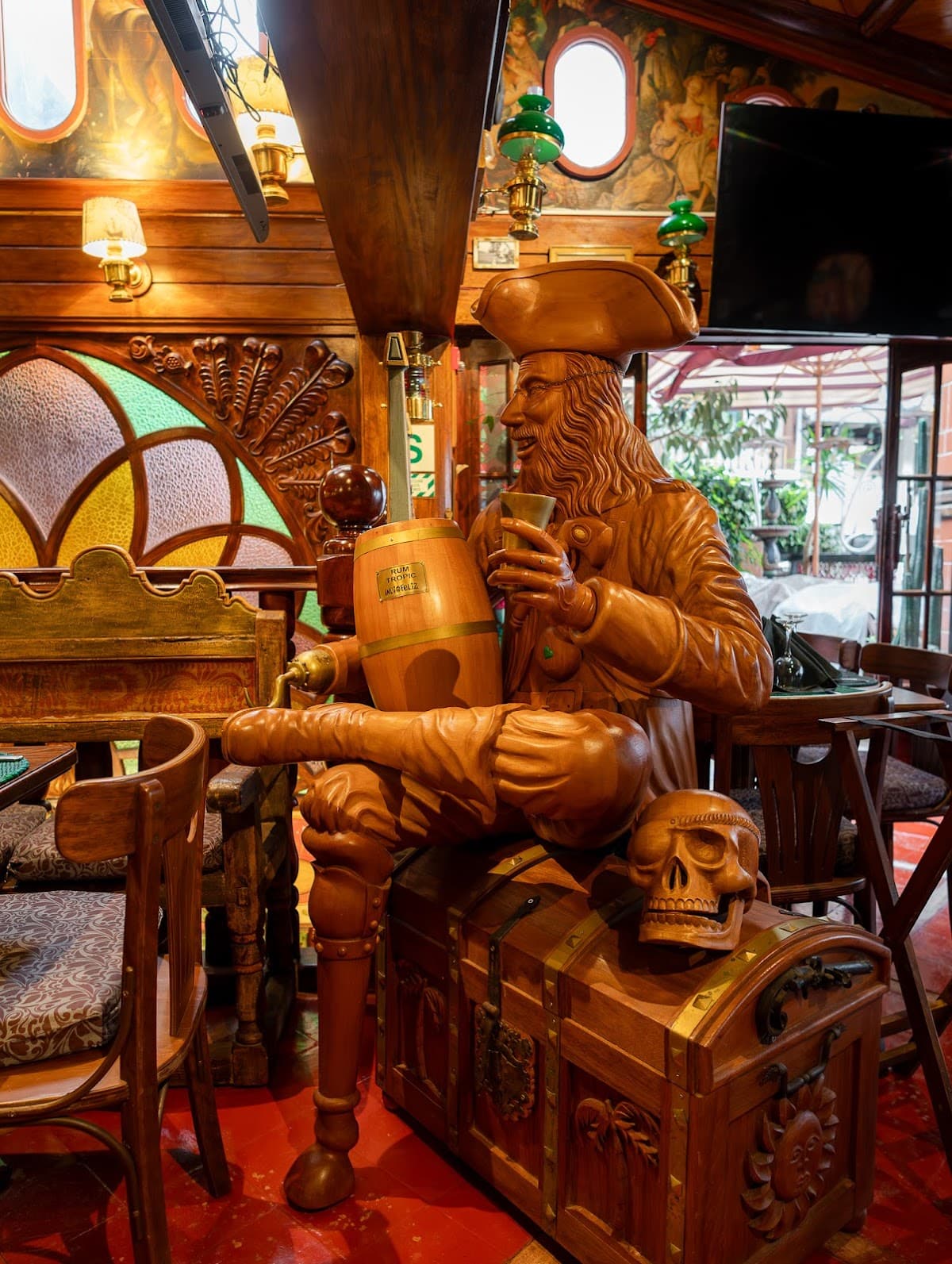 Indio Feliz Restaurant