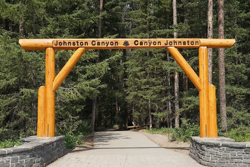 Johnston Canyon Trail