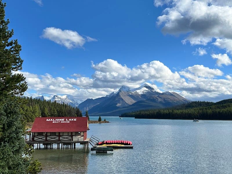 Maligne Lake Cruise