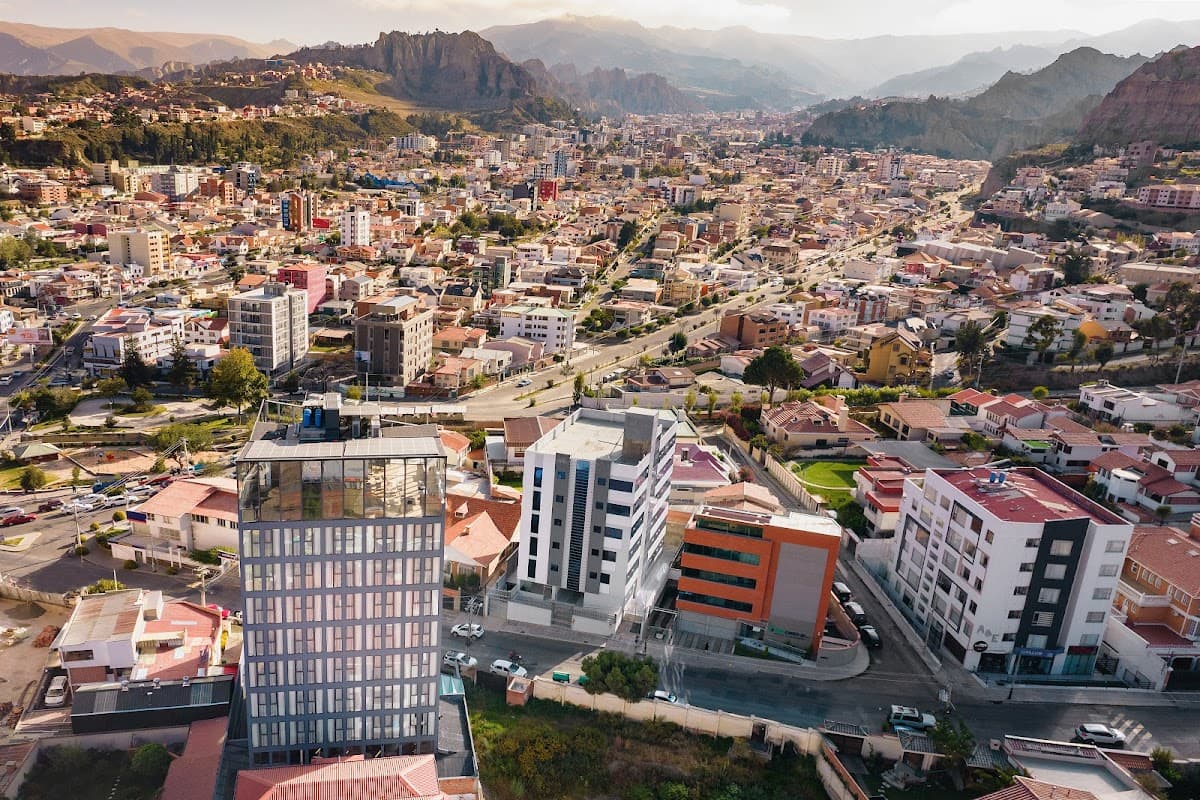 Met Restaurant at Met Hotel