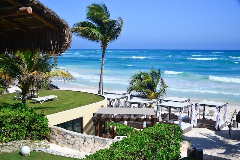 Seaside Restaurant at Ana Y Jose Hotel & Beach Club