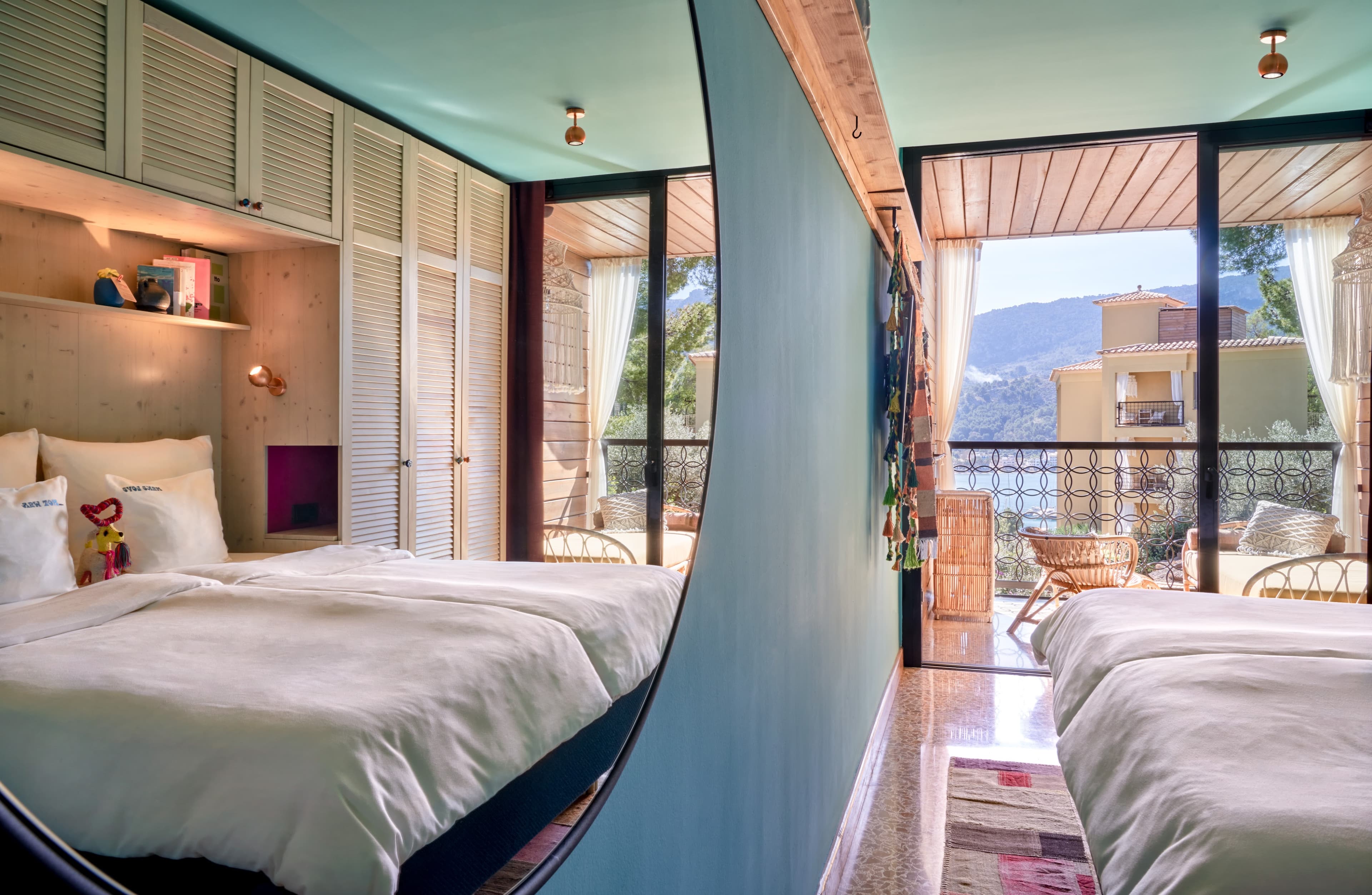 Bayside Plus Room