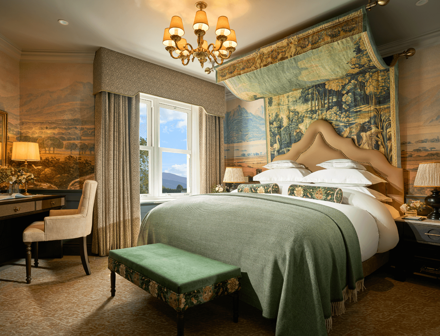 Deluxe King Balcony Guest Room