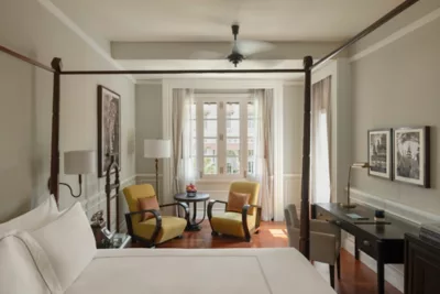Corner Suite