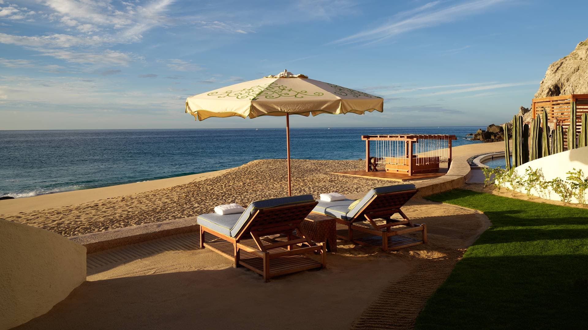 One Bedroom Beachfront Premium Suite