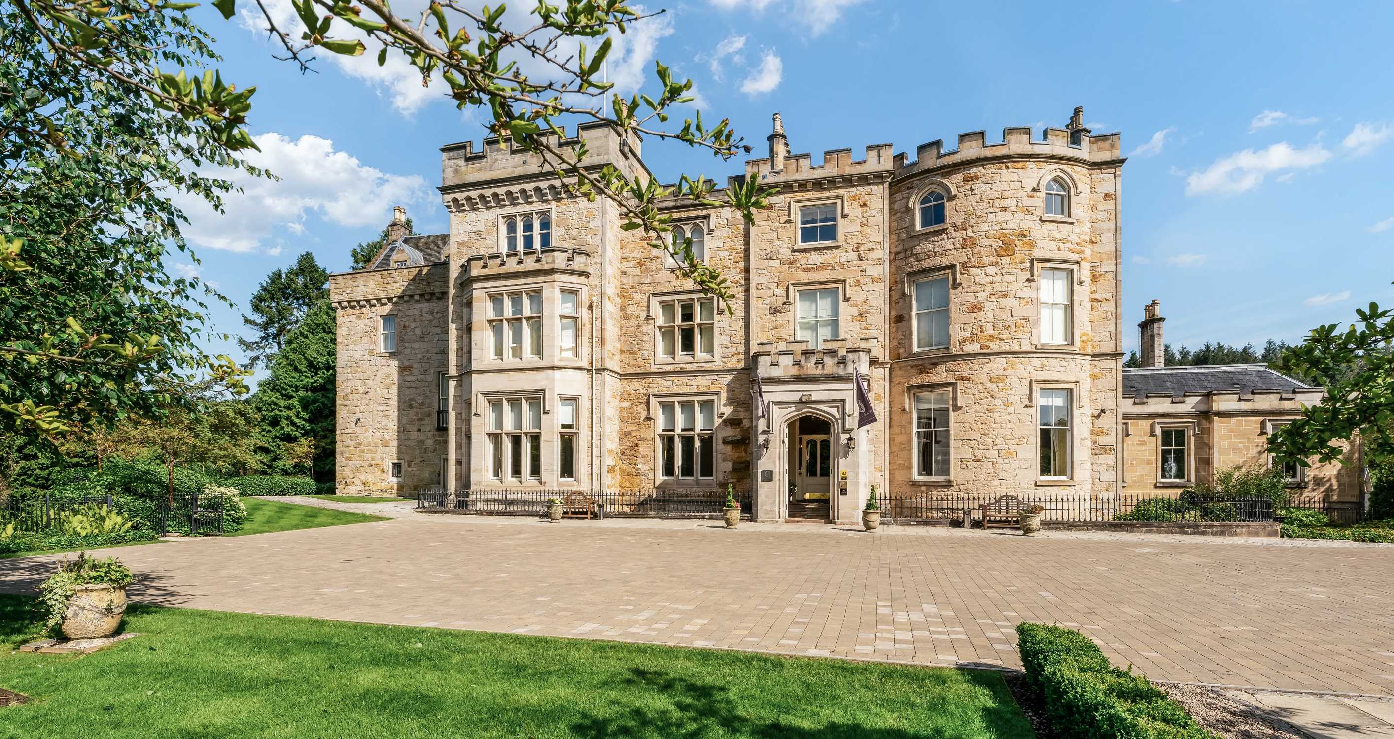 Crossbasket Castle