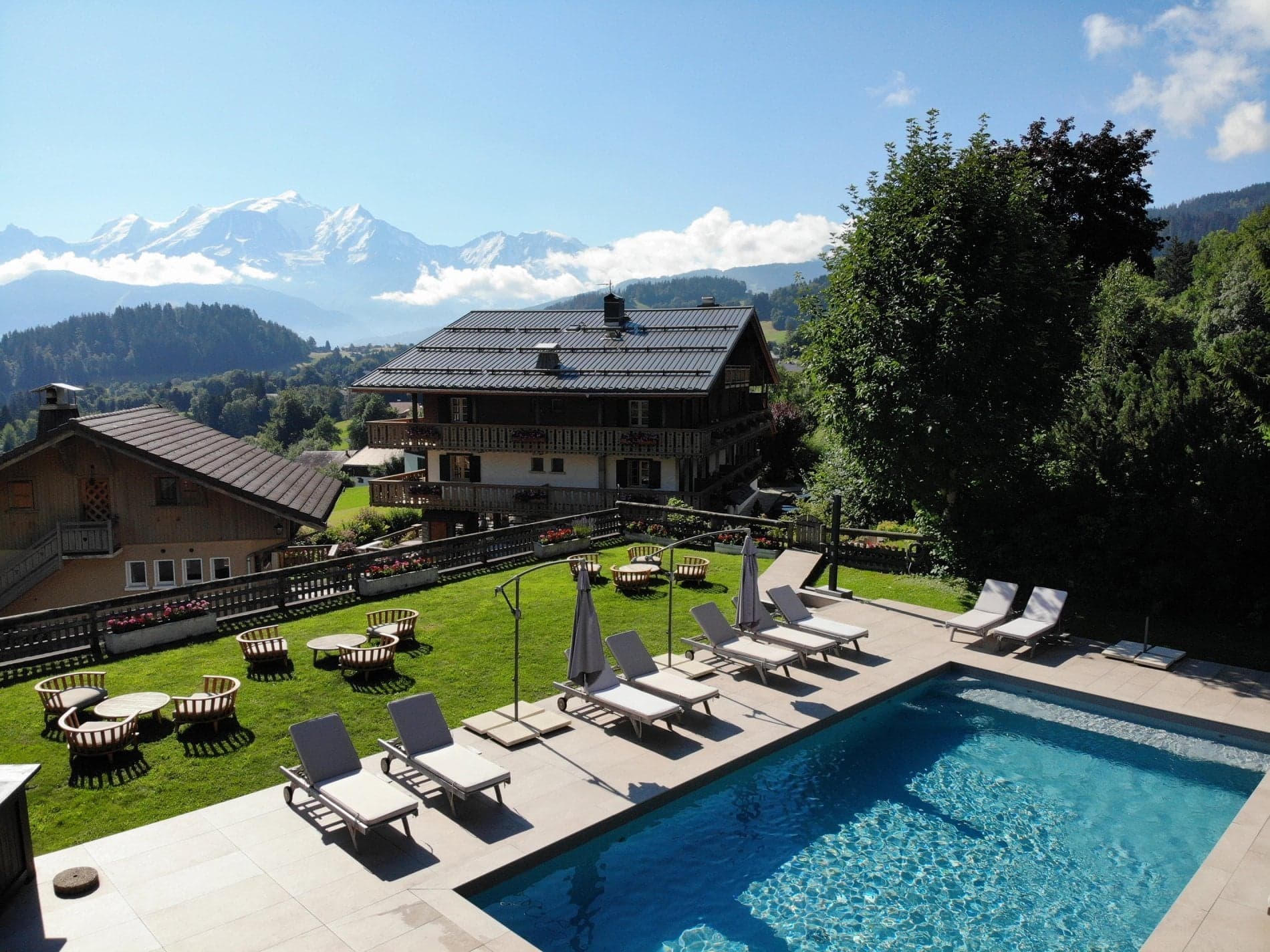 Les Roches Fleuries