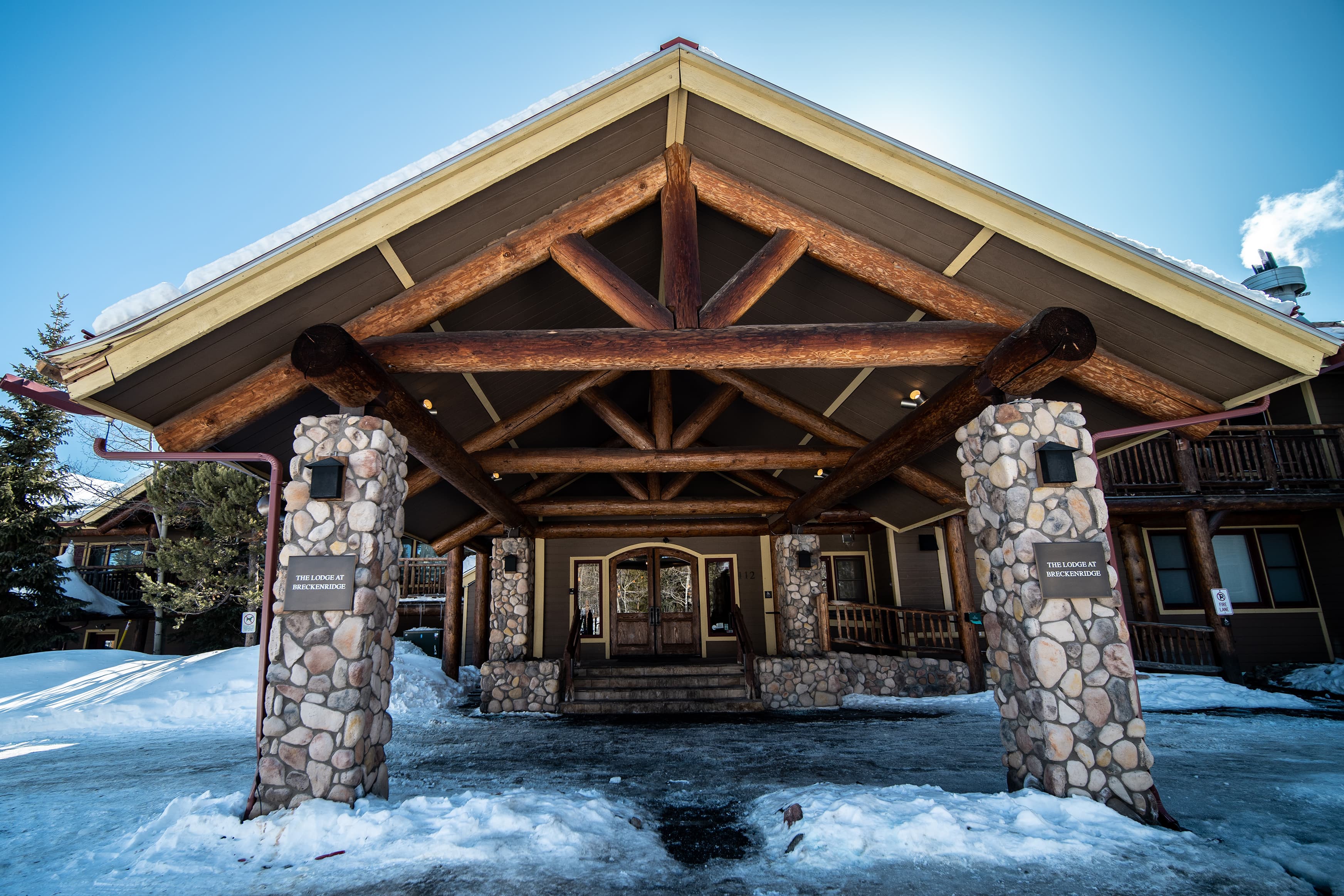 LOGE Breckenridge