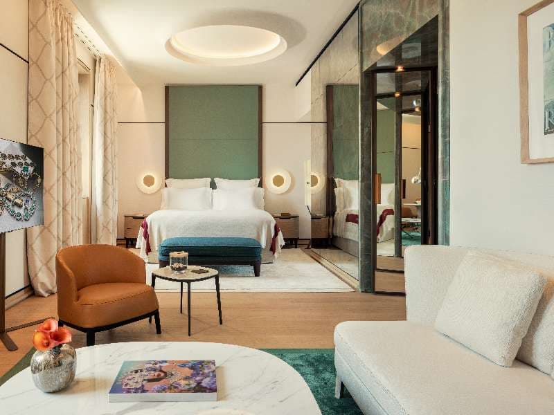Deluxe Suites