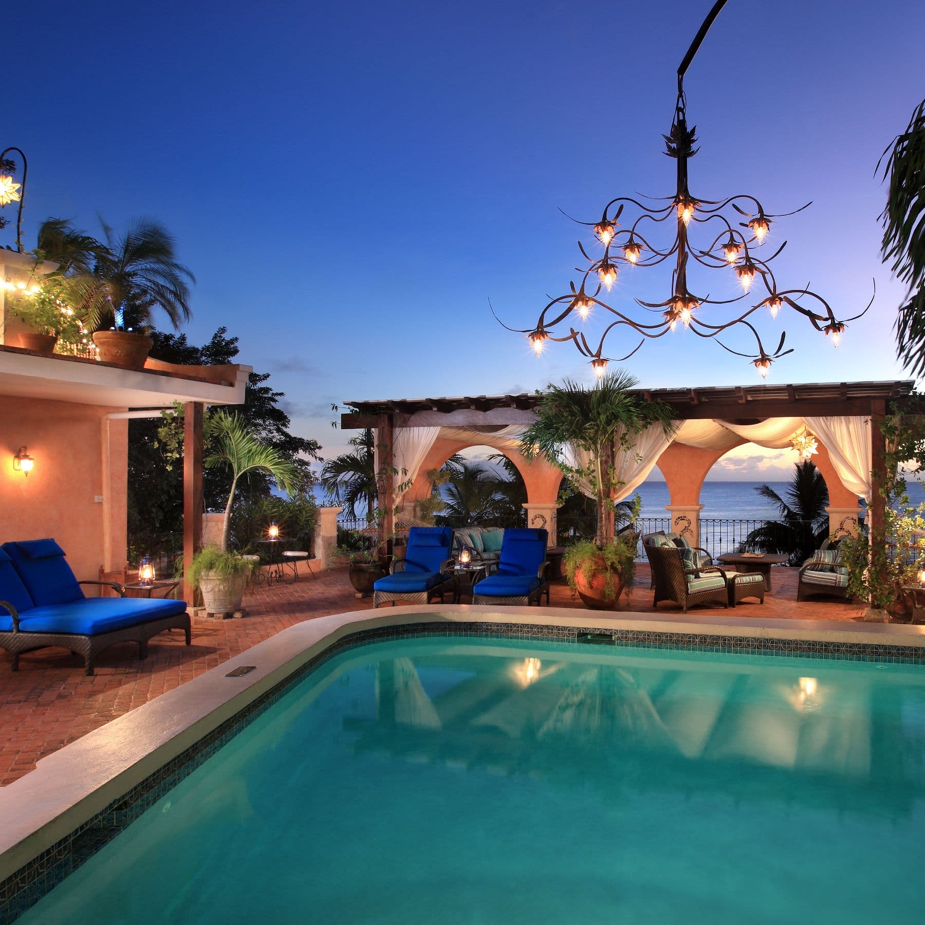 Garden Jr. Suite with Whirlpool