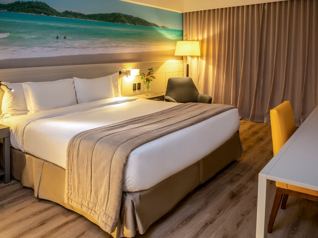 Standard Room – 1 King Bed + Sofa Bed