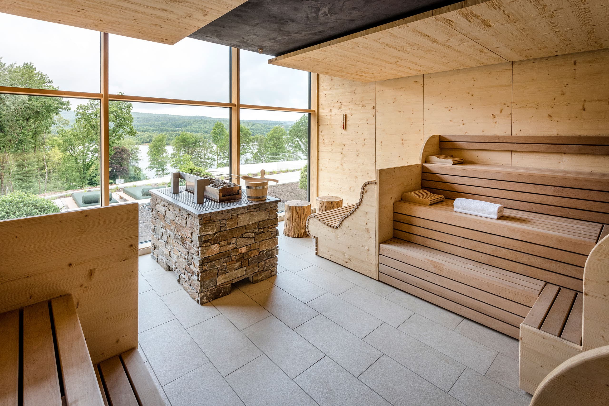 Forest Lodge