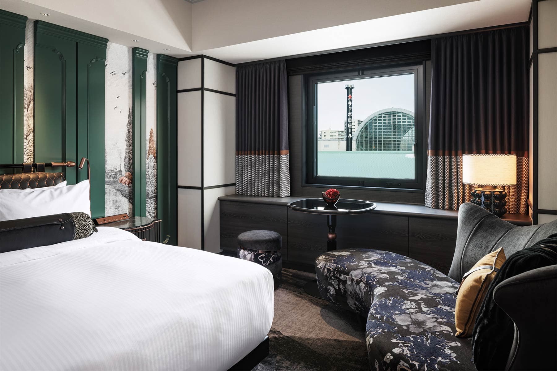 Deluxe Heritage View Room