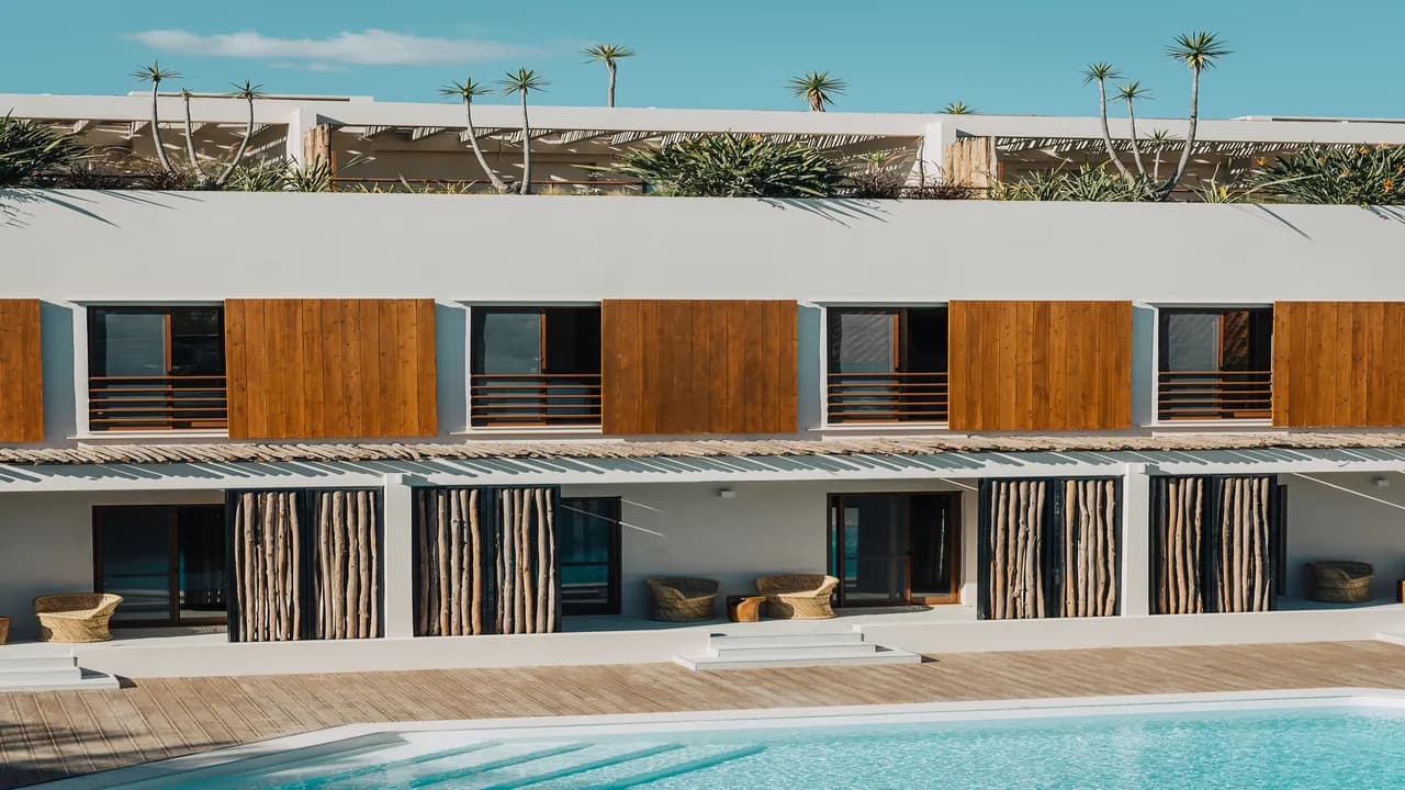 Pool Suite