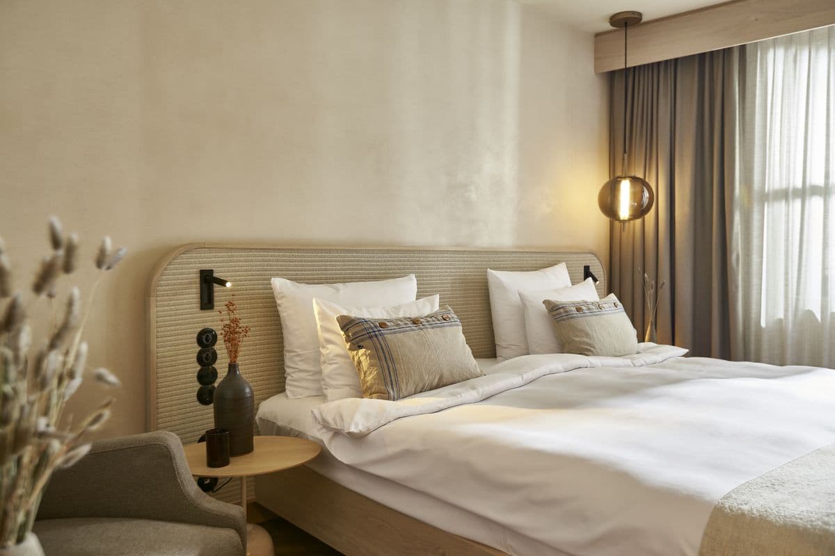 Classic Queenbed Double Room