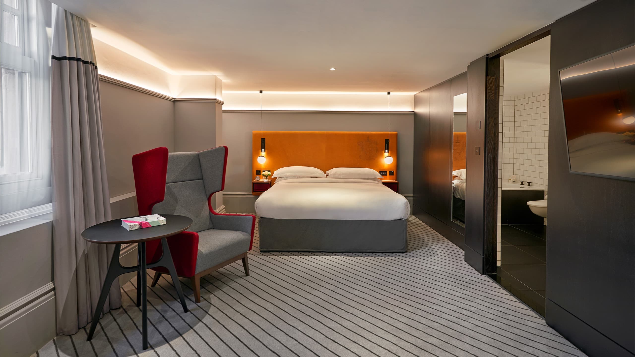 King Bed Deluxe Room