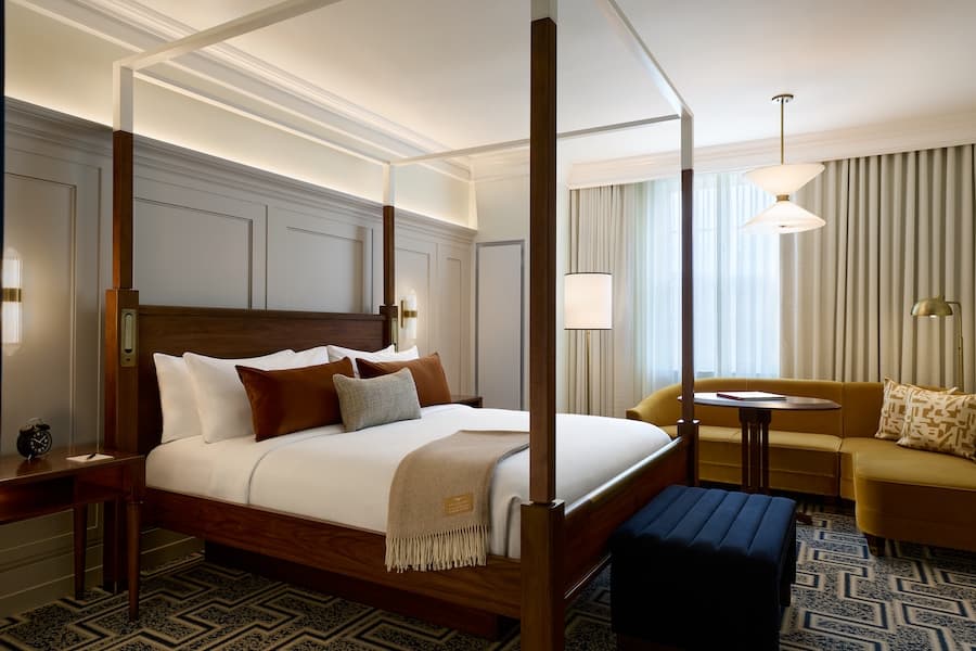 Deluxe King Room