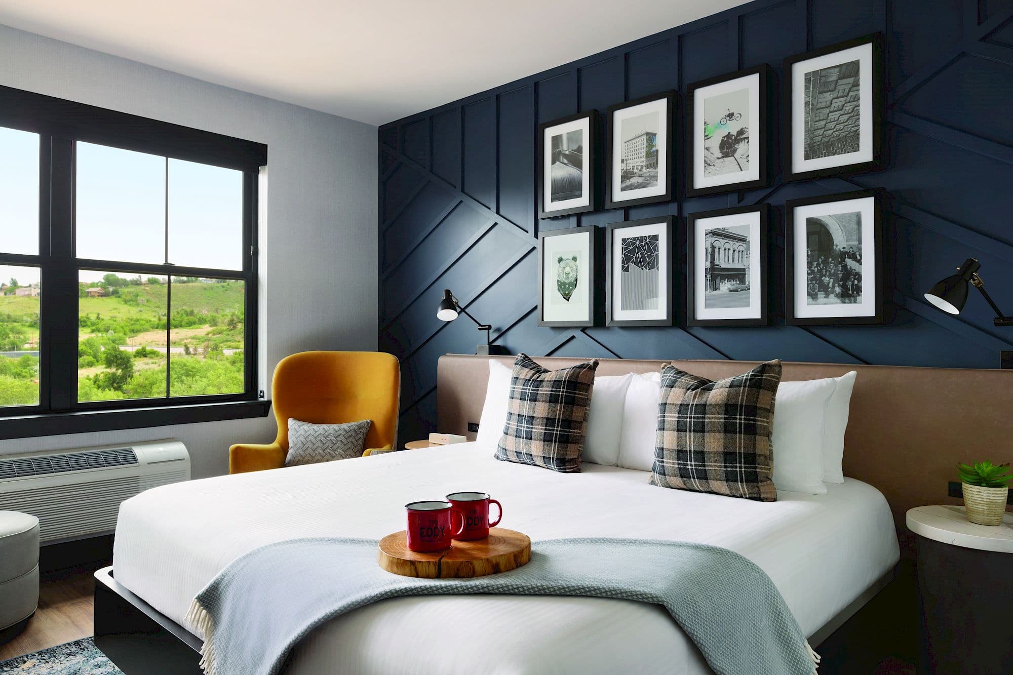 Corner King Suite