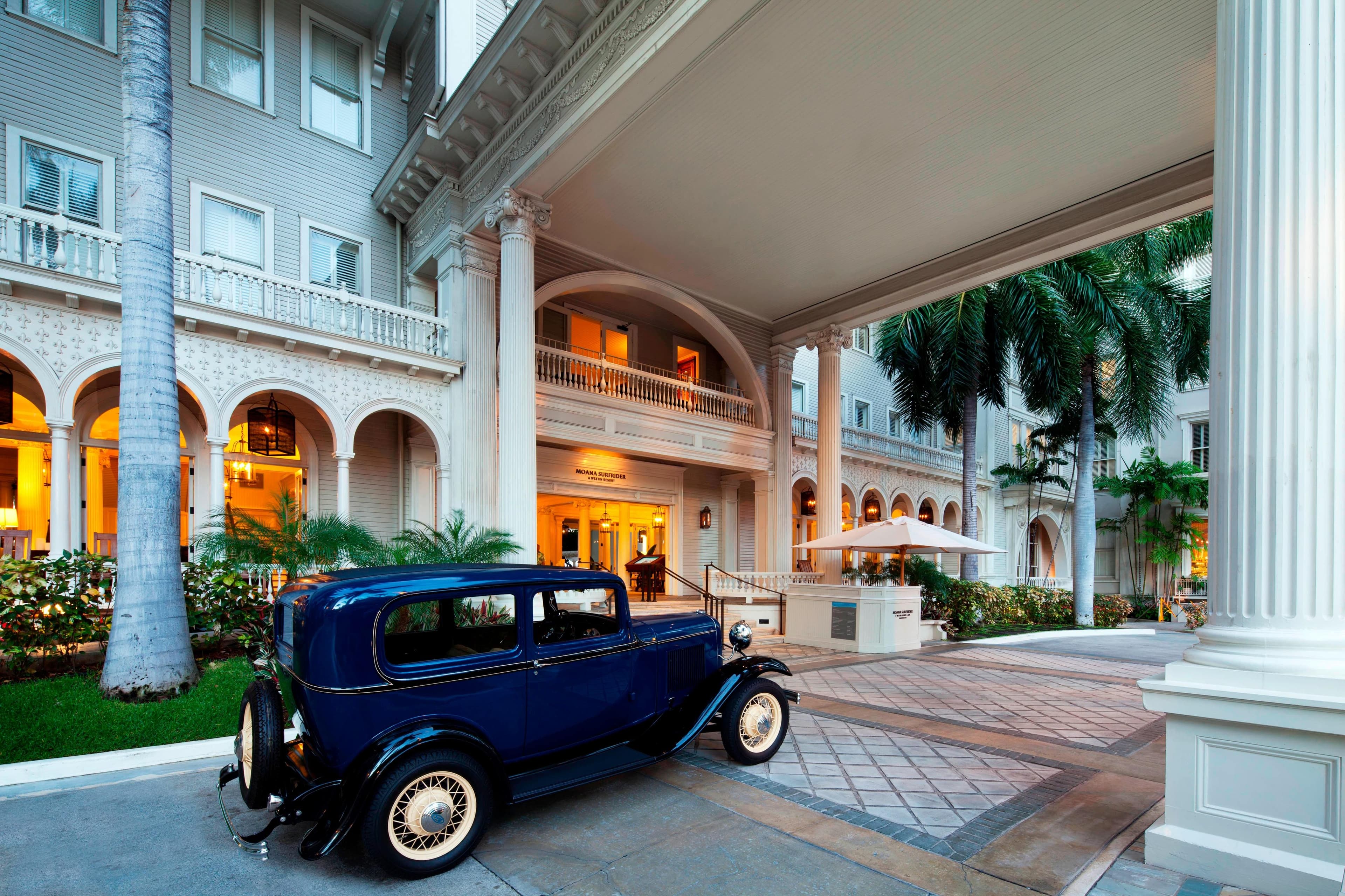 Moana Surfrider, Waikiki Beach