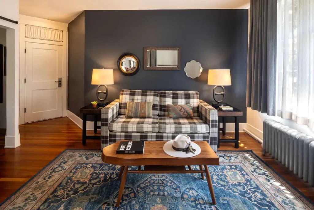 Corner Suite