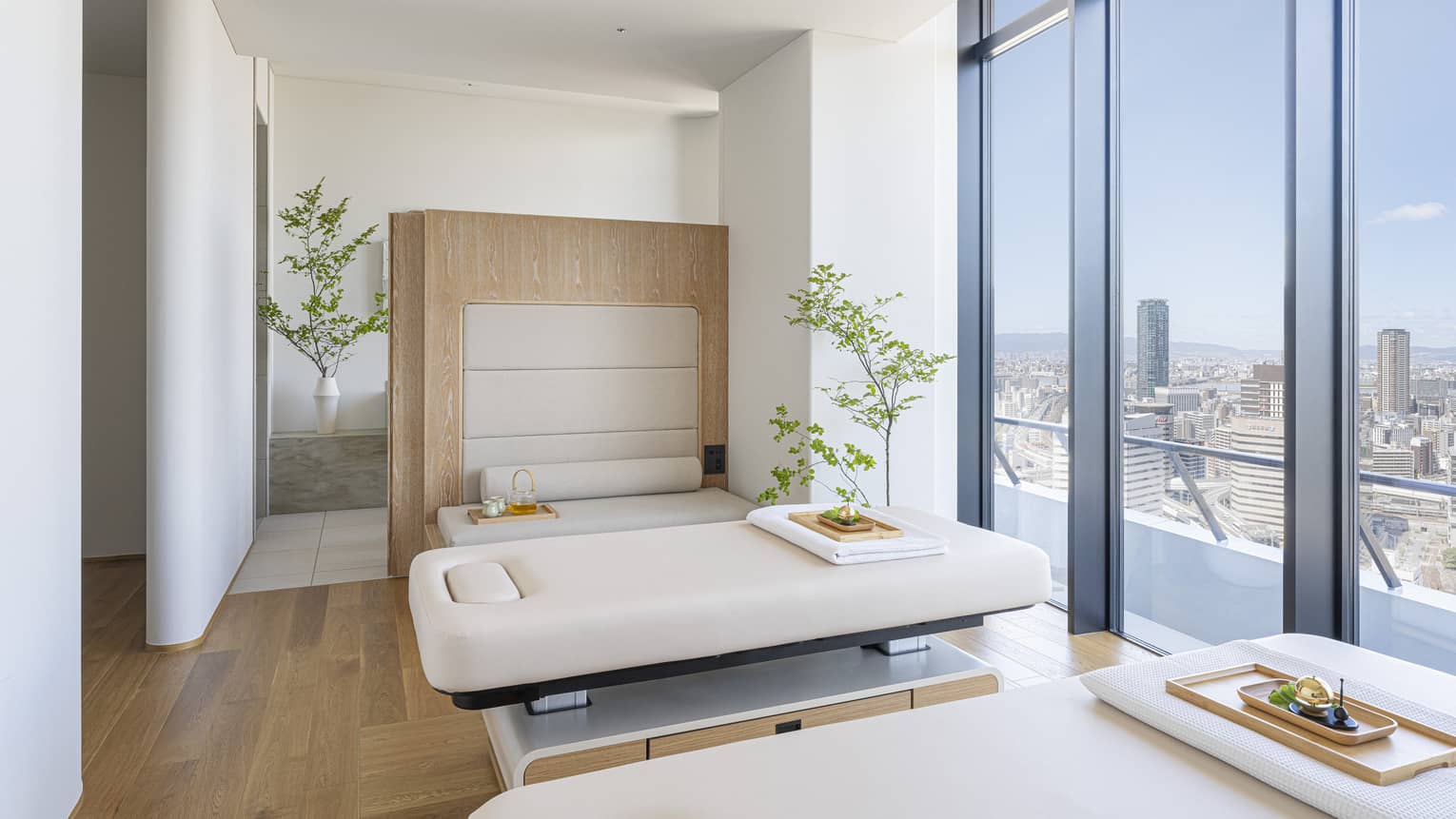 Corner Suite