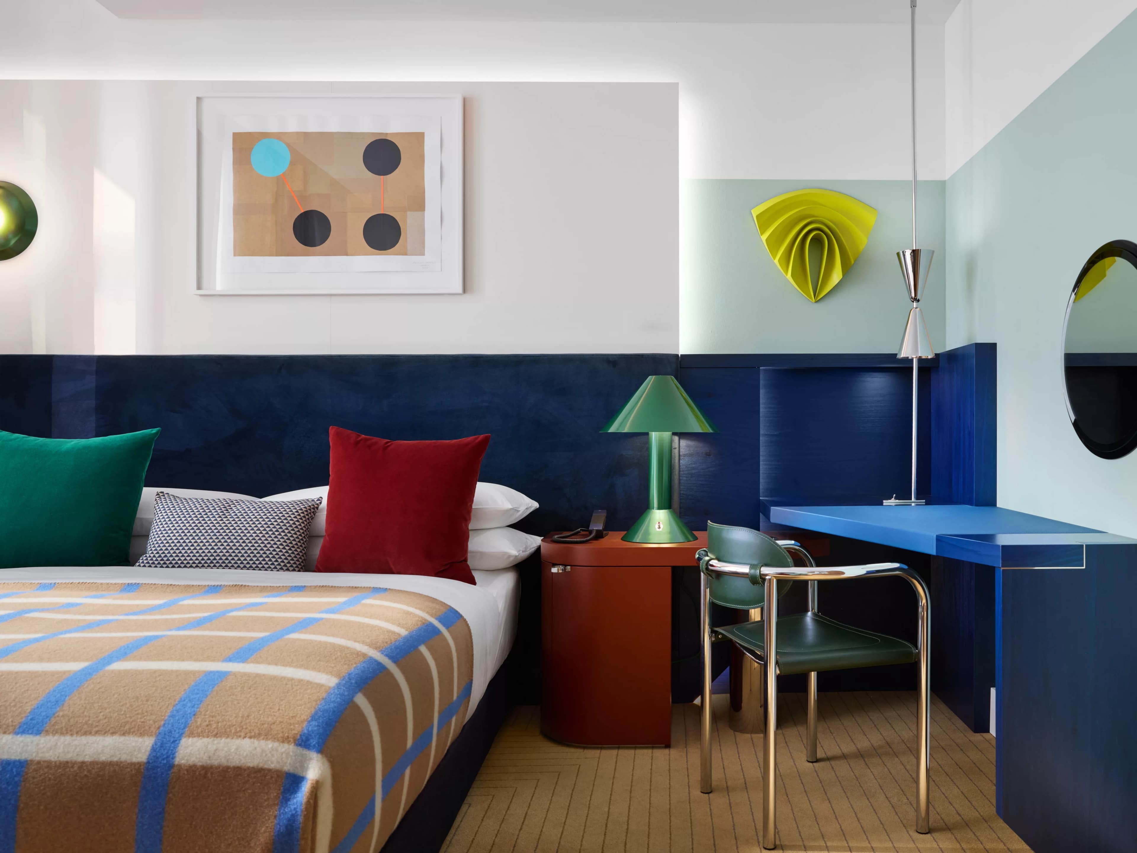 Essential Room