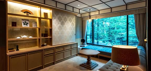 Stylish Suite