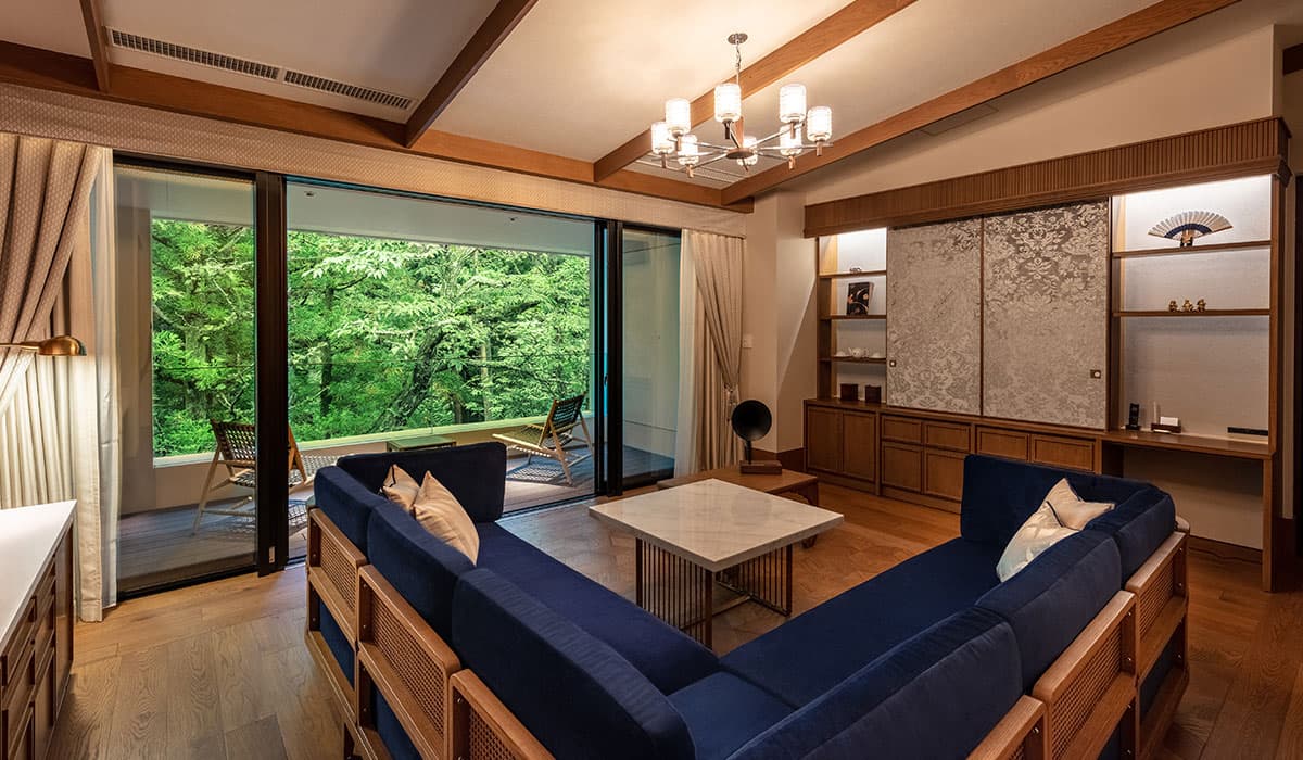 Precious Suite