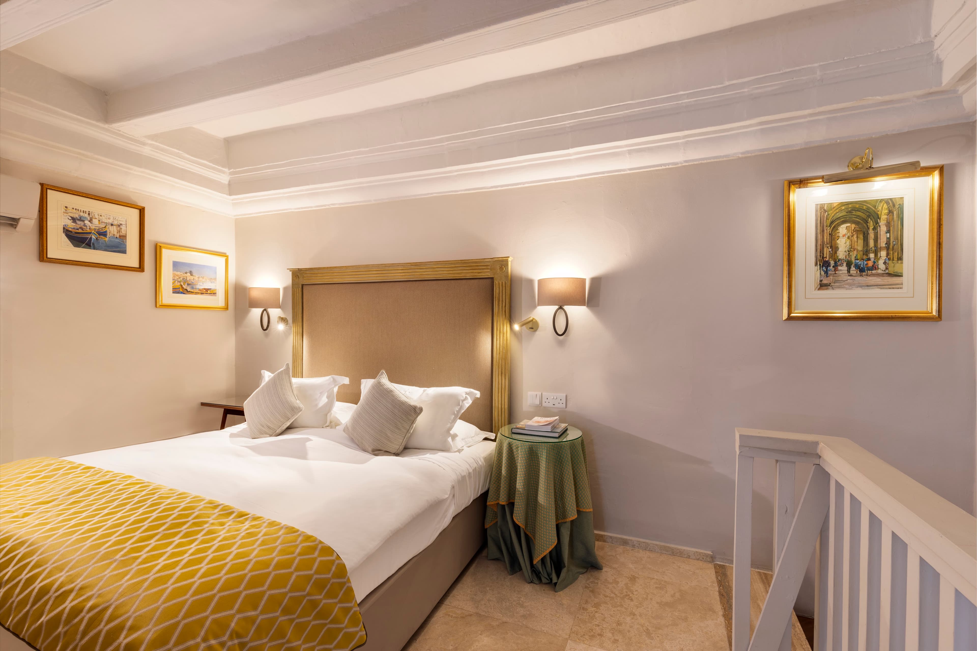 Deluxe Suite with Panoramic View