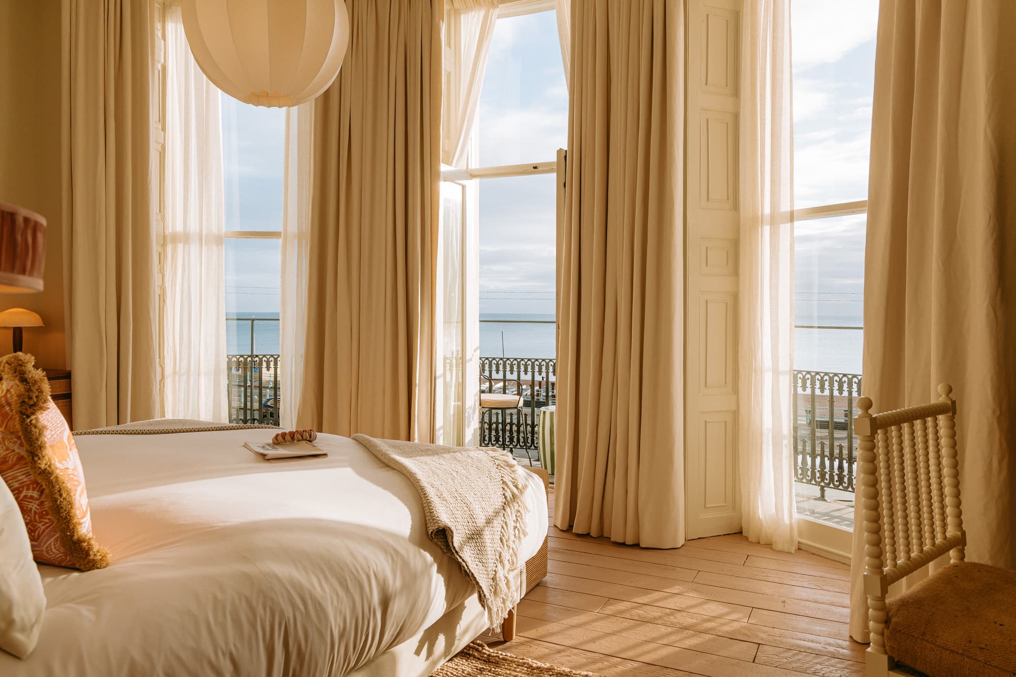 Lookout Suite