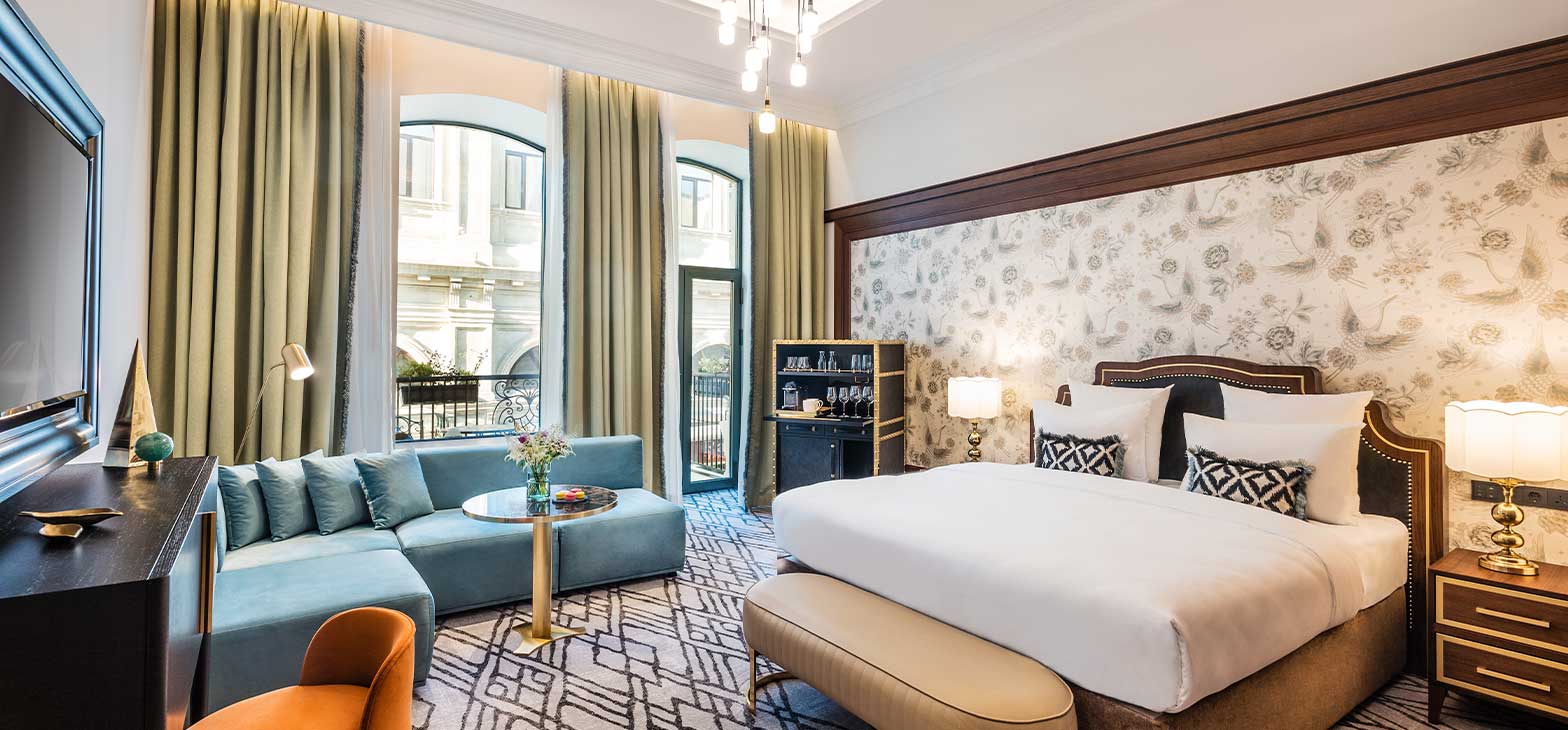 Deluxe King Room