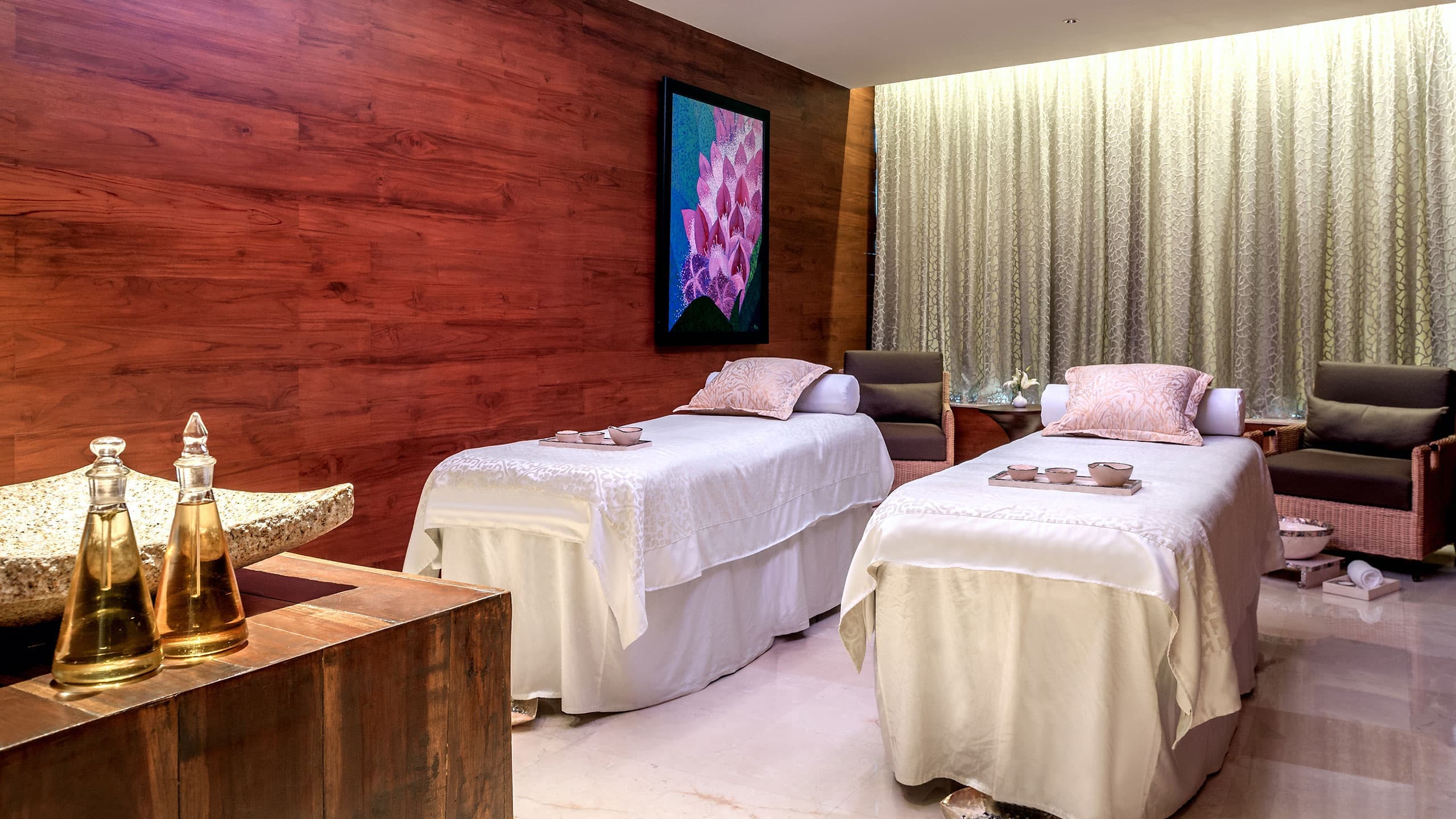 Diplomat Suite