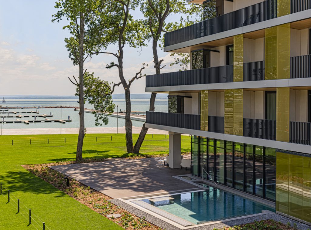 LUA Resort