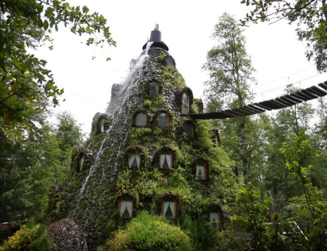 Huilo Huilo Montaña Mágica Lodge