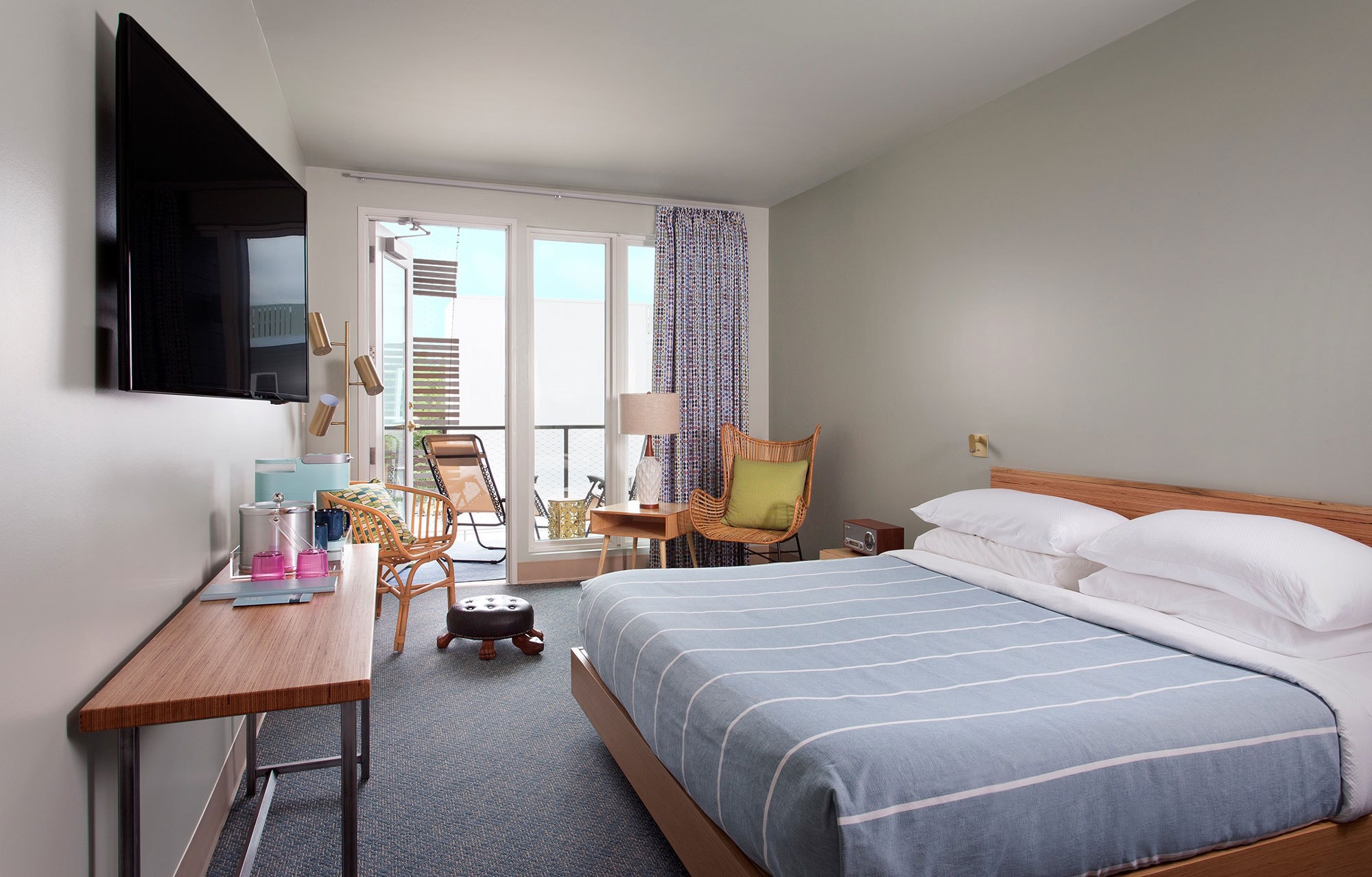 Poolside Rooms