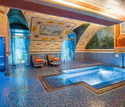Grand Superior Room