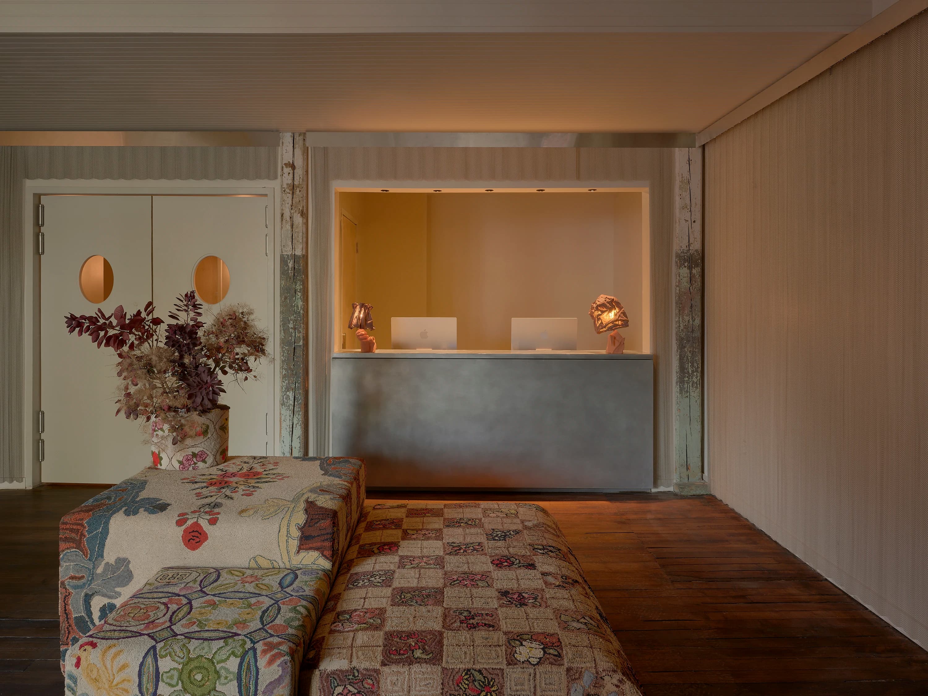 Corner Suite