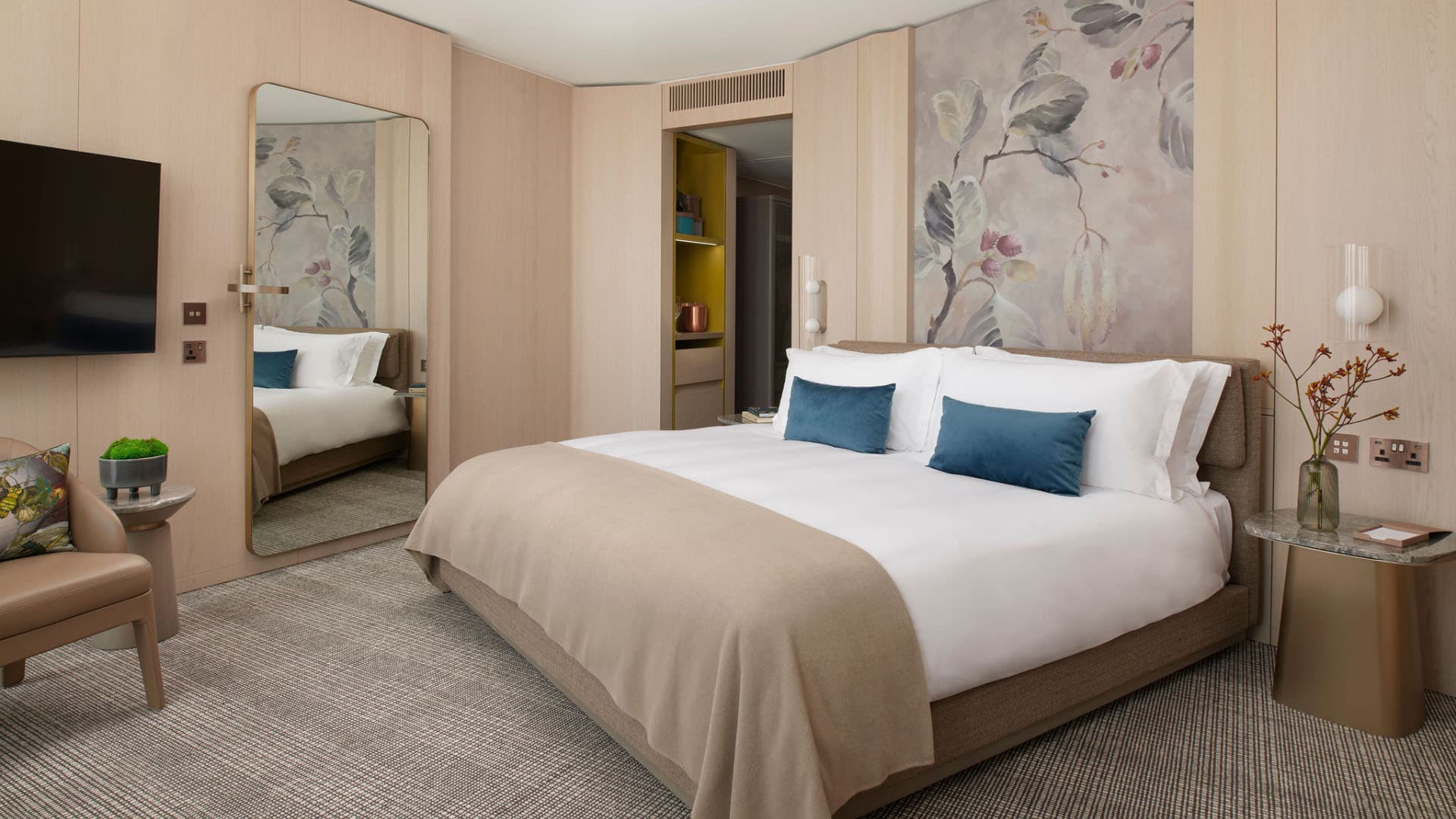Bishopsgate Two Bedroom Suite
