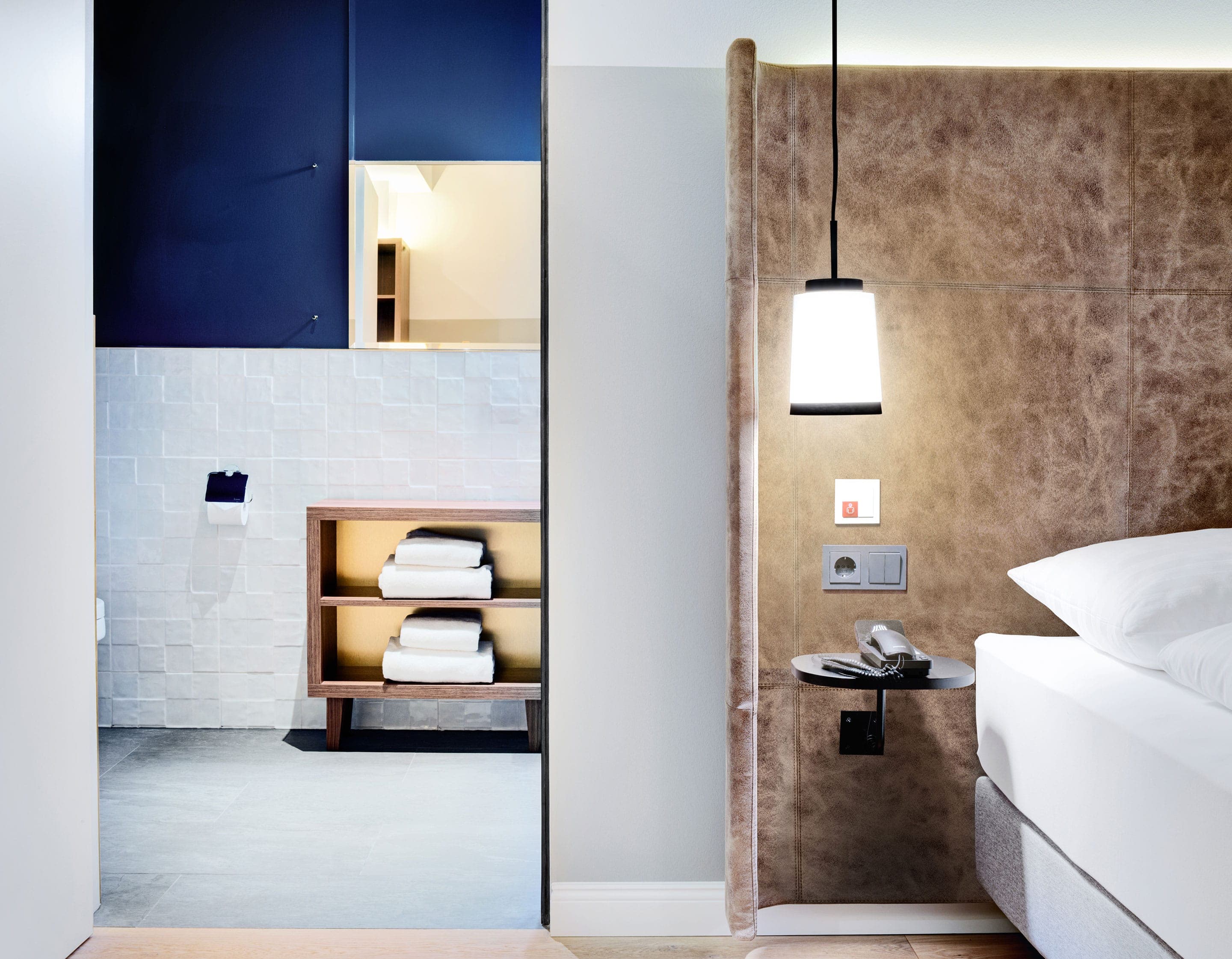 STAGE 12 Hotel by Penz