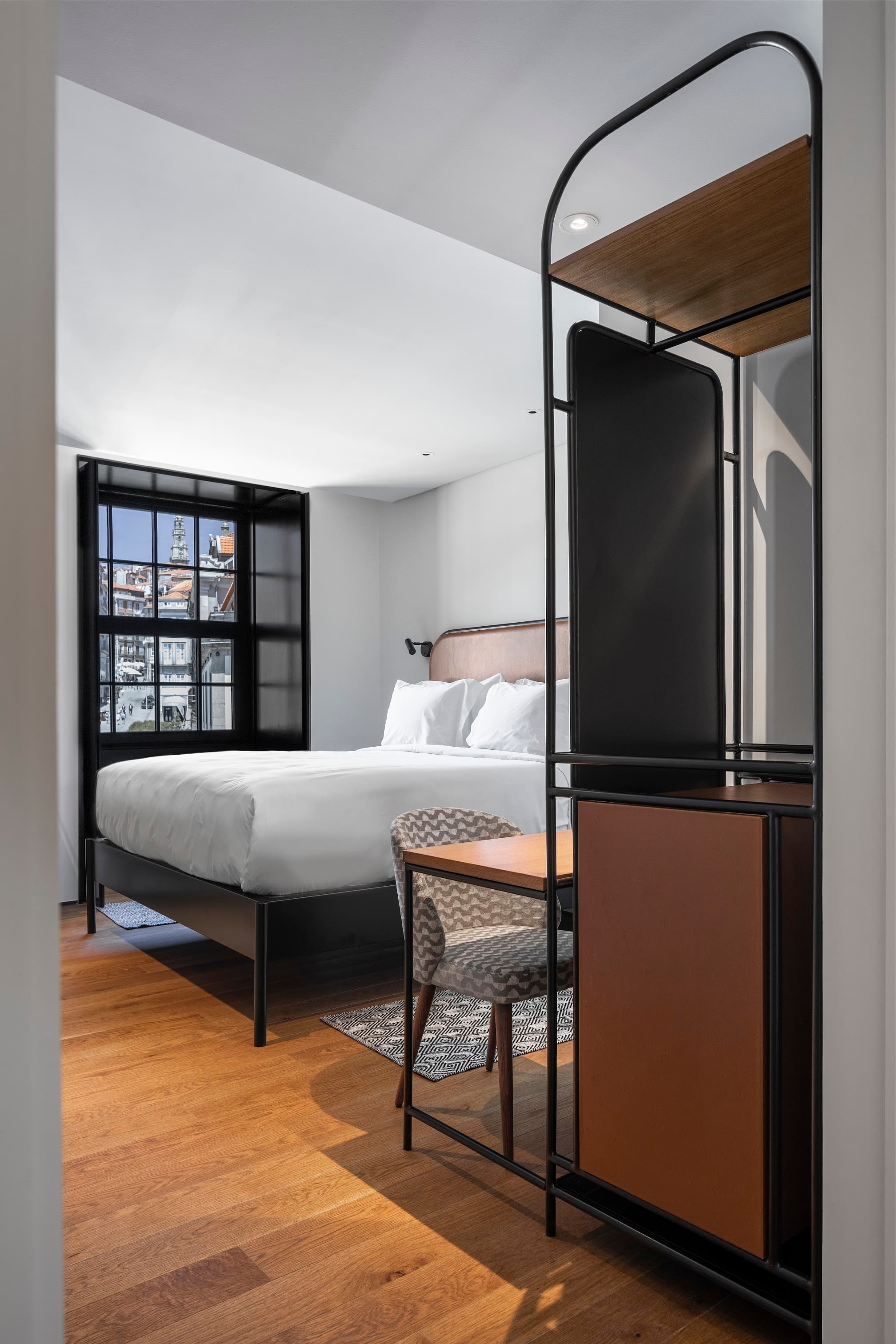 Superior Room with City View