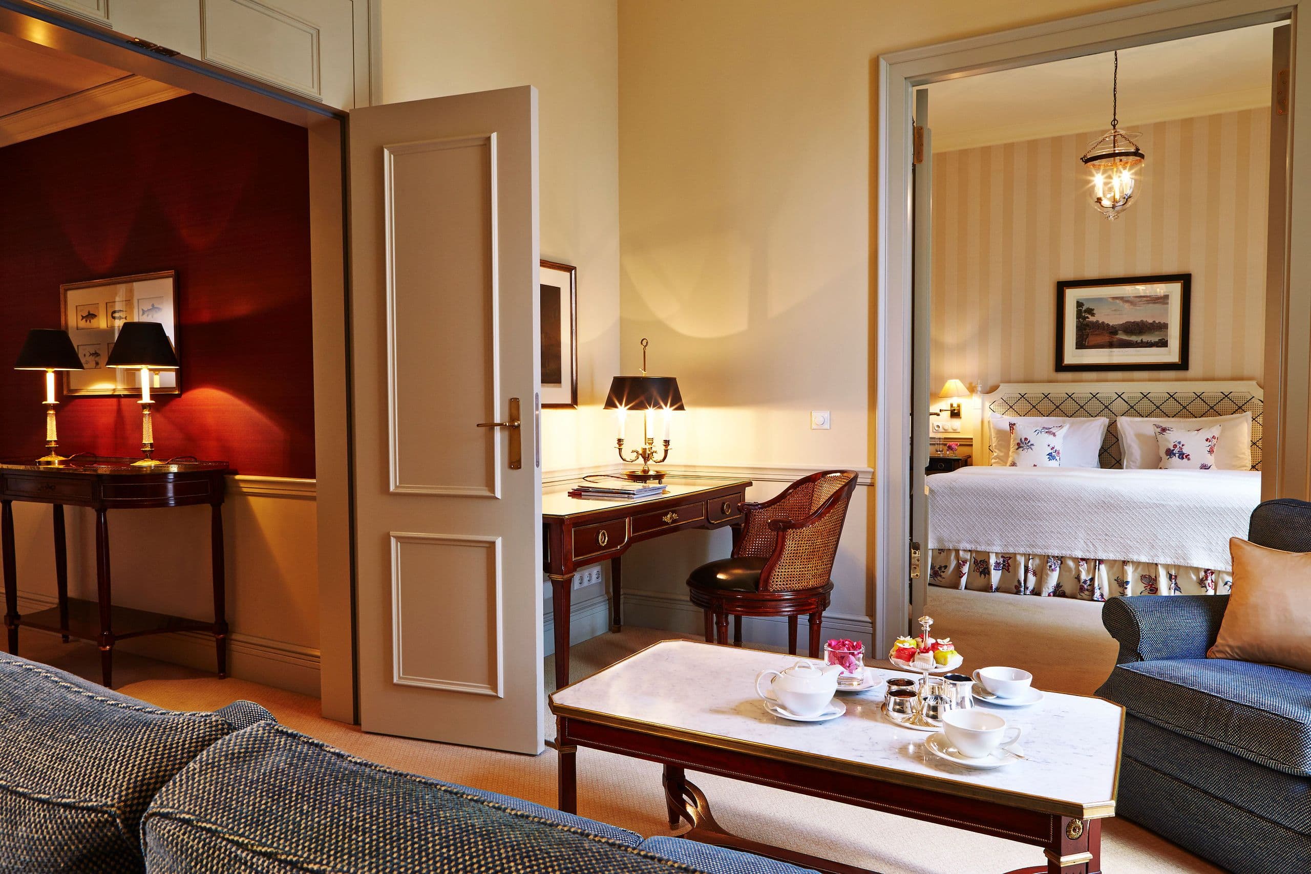 Deluxe Signature Room