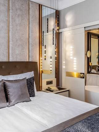 Glamour Suite