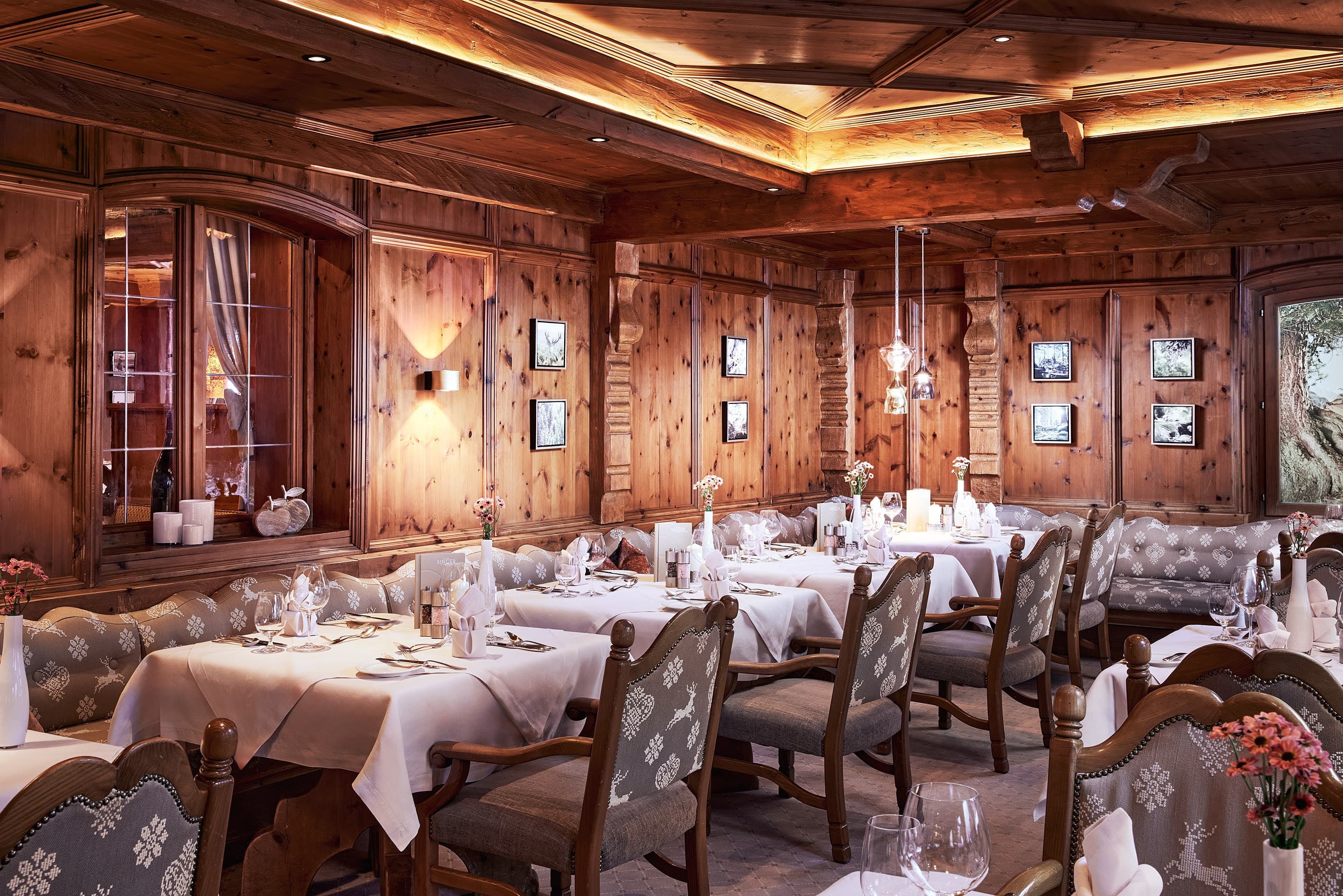 Roter Stein Deluxe Junior Suite