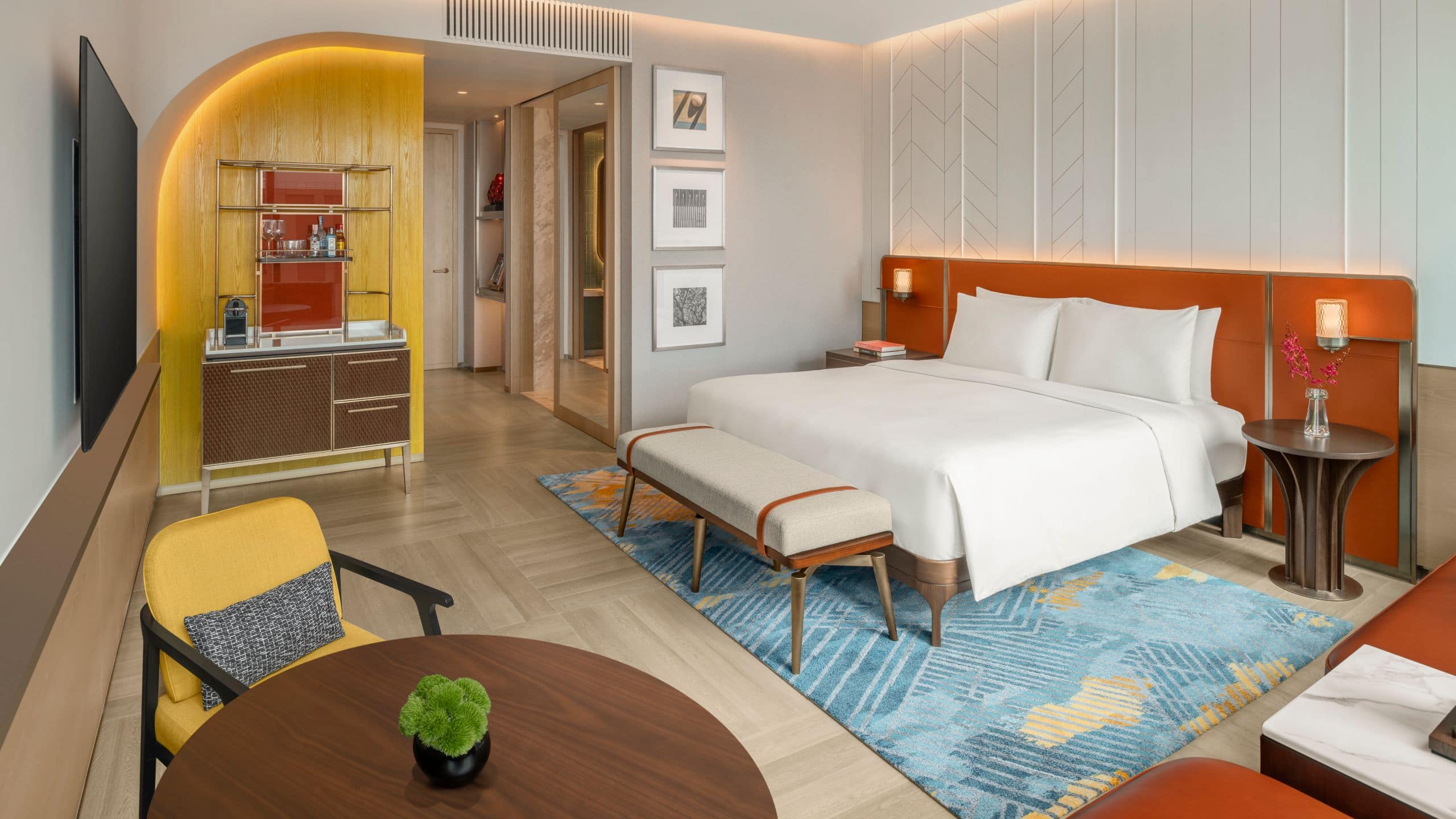 1 King Bed