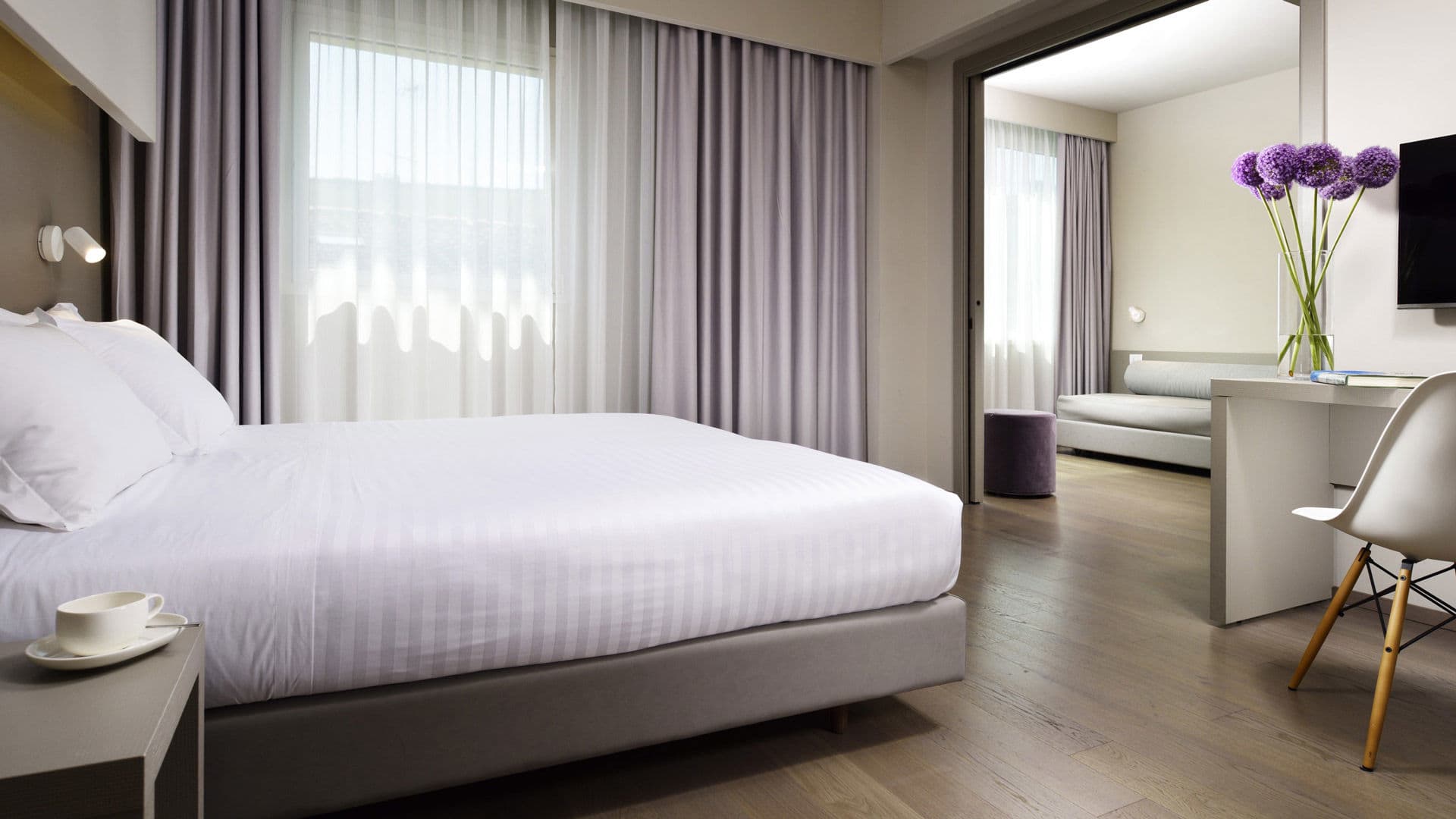 Comfort Rooms