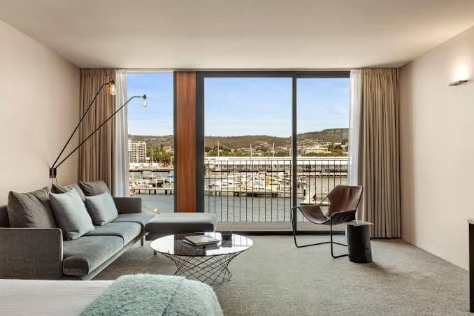 Hunter Street Room