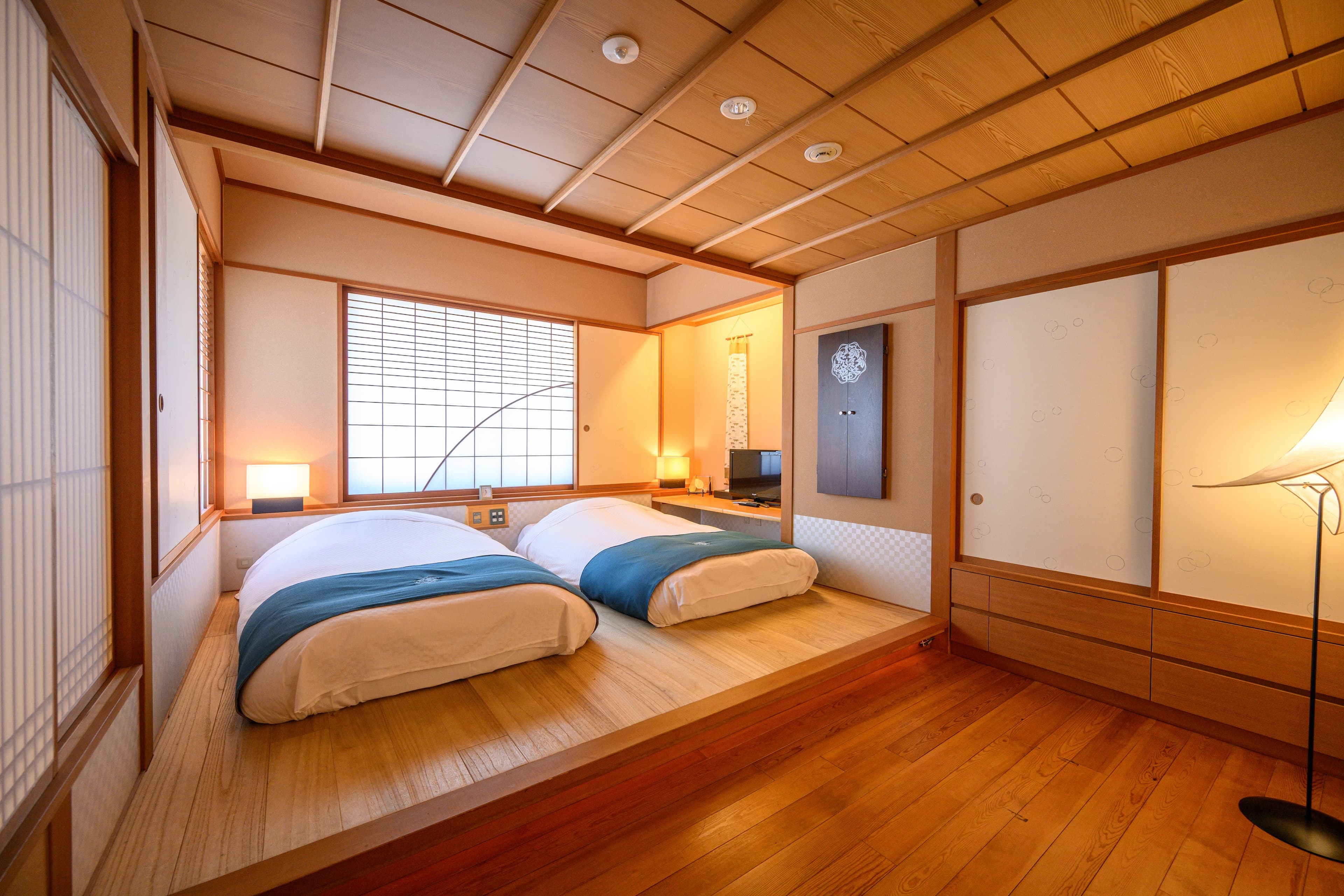 Kaze no Za 風の座 Suite